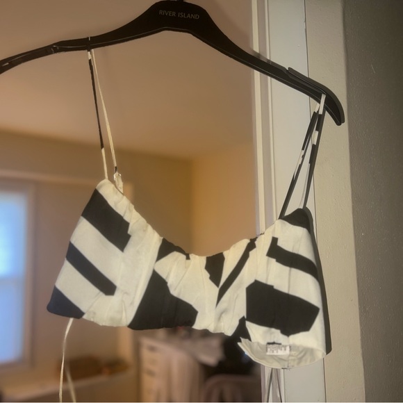 Costa Rica Two Piece Set - Picture 3 of 3